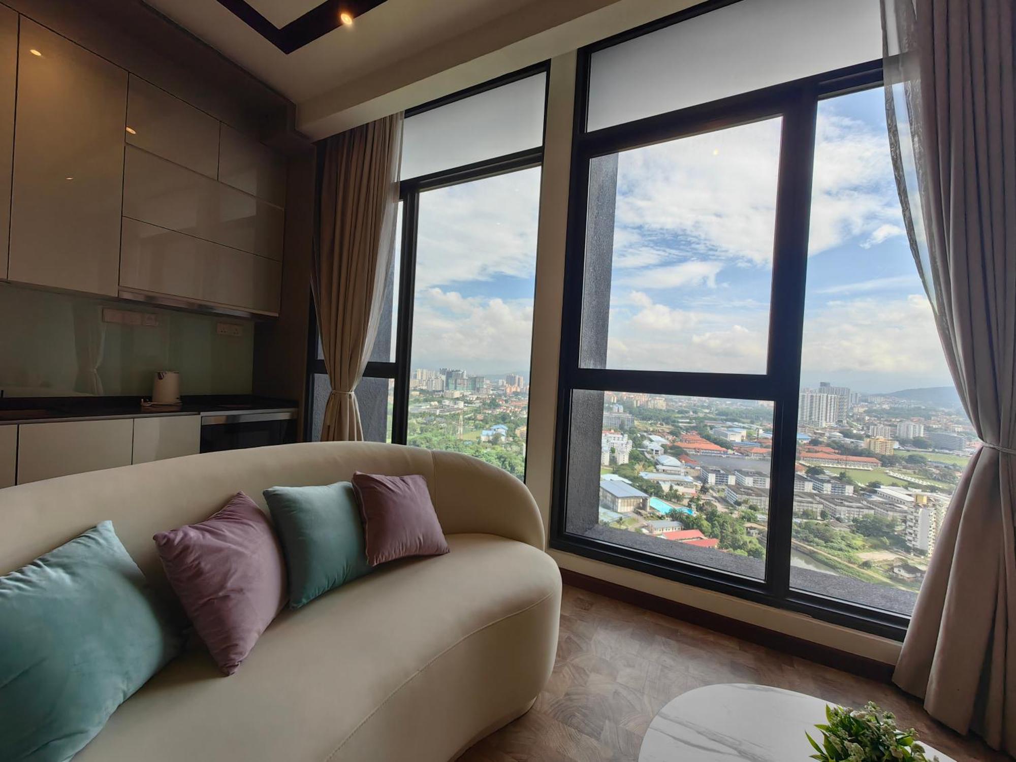 Expressionz Designer Suites Host By Aurora Premium Stay กัวลาลัมเปอร์ ภายนอก รูปภาพ